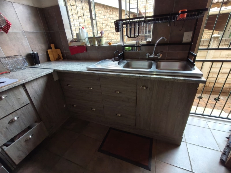 3 Bedroom Property for Sale in Protea Park North West